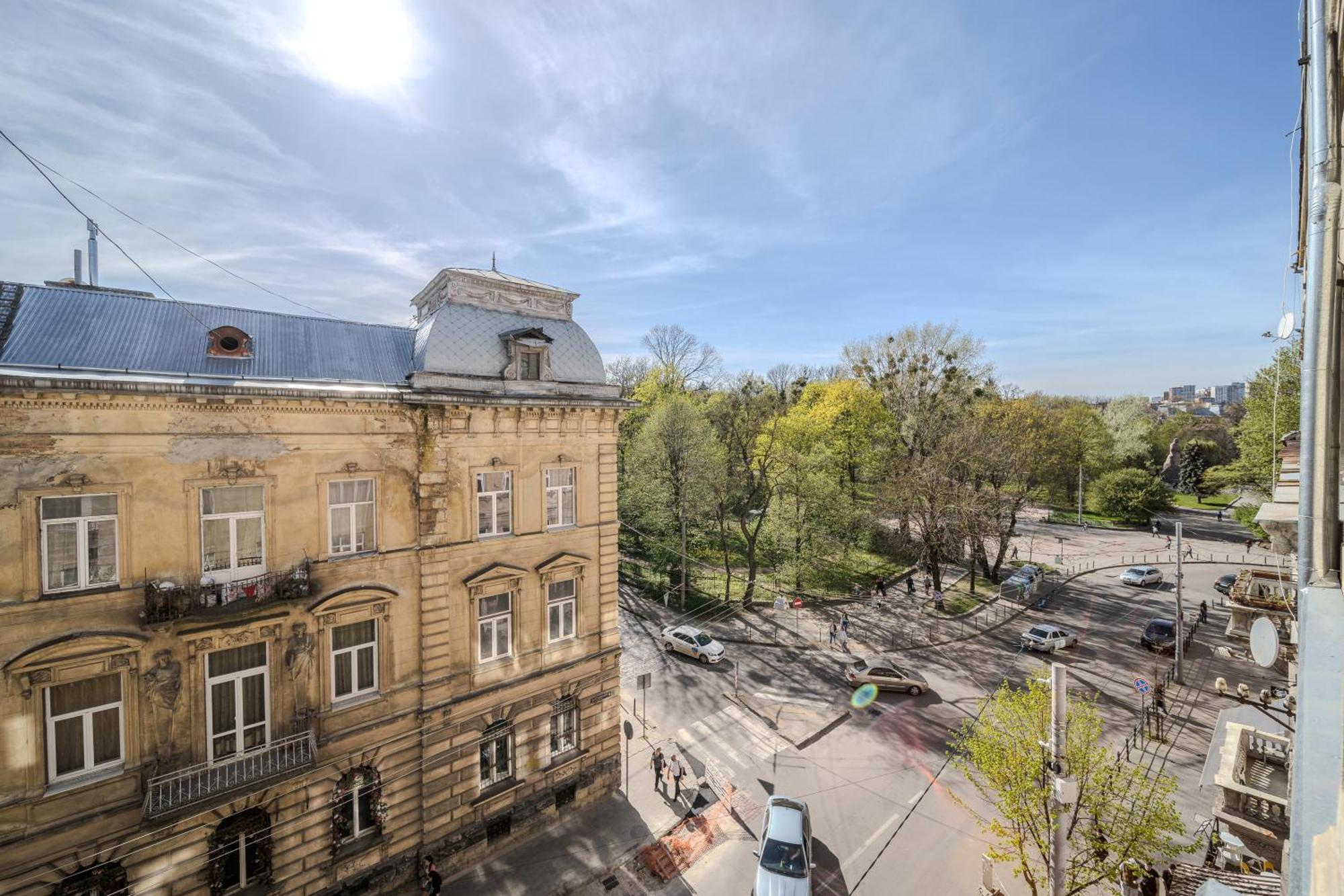 Inshiapartments On Slovatskoho Str Lviv Exterior photo